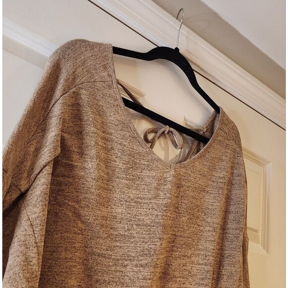 Shein stretchy tan tie back long sleeve top M - Picture 2 of 4